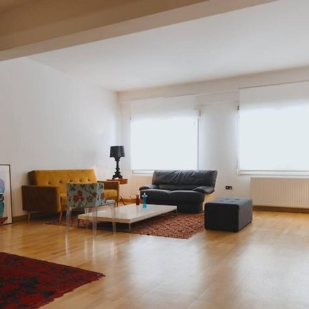 Cosy & Spacious Central Apartment Komotiní Luaran gambar
